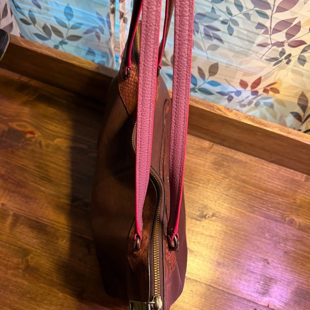 STUNNING β¨ Coach Embossed Leather Tote β Wine/Burgundy with Snake Print Trim β¨β - Picture 8 of 14